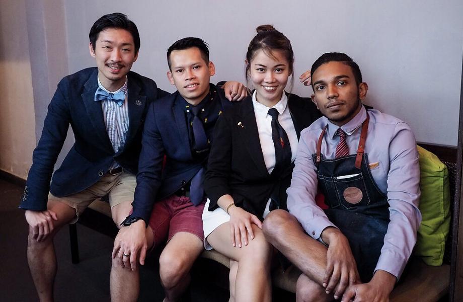 Gibson-Singapore-Singapore-02 Gibson-Singapore-Singapore-02