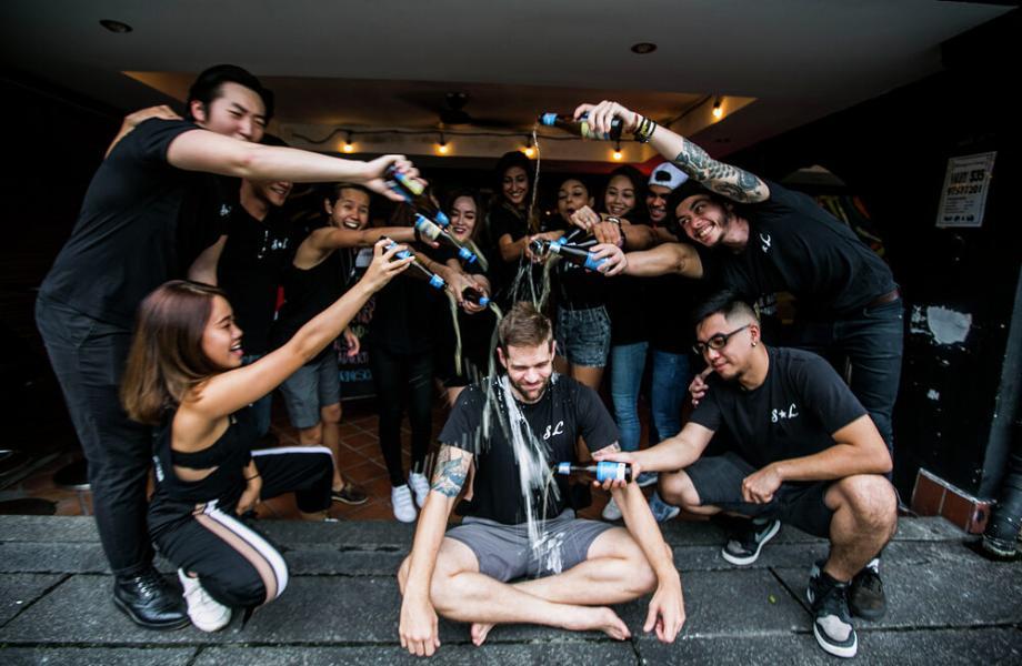 Skinnys-Lounge-Singapore-Singapore-03 Skinnys-Lounge-Singapore-Singapore-03