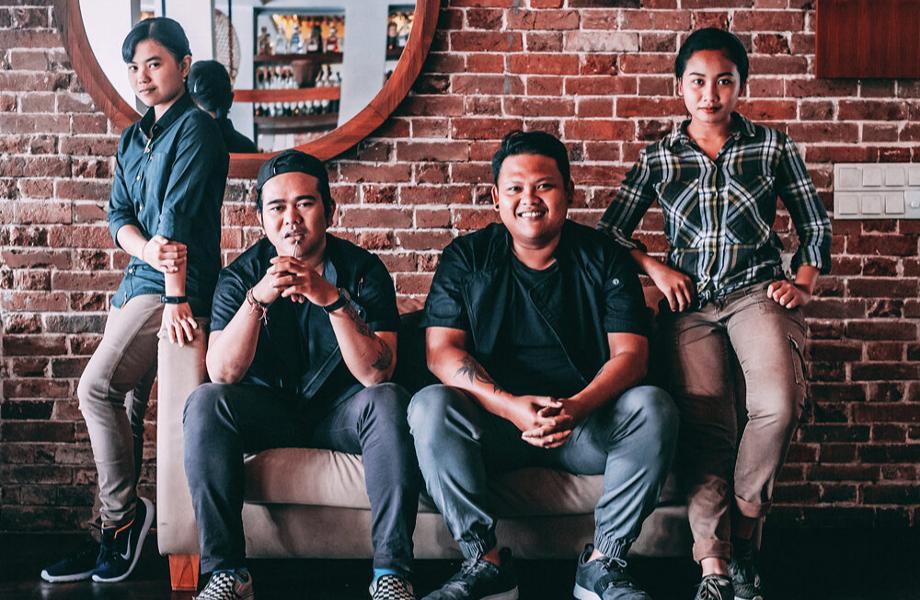 TheNightRoosterCocktailBar-Bali-Indonesia-03